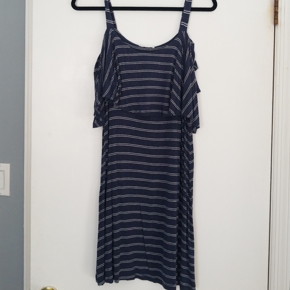 Cute dress.. off the shoulder